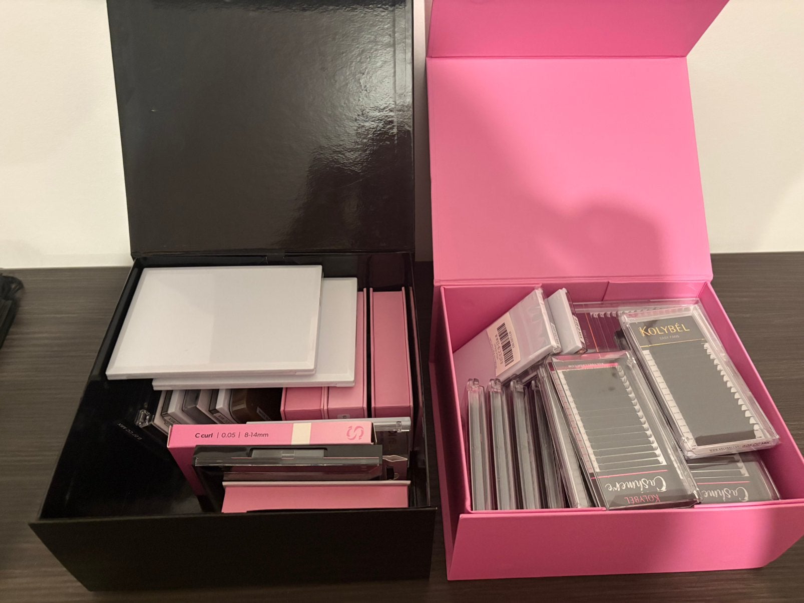 Complete wimperextensions Startset: Trolley,Gratis Kussens, Ophalen, Zo goed als nieuw, Zwart