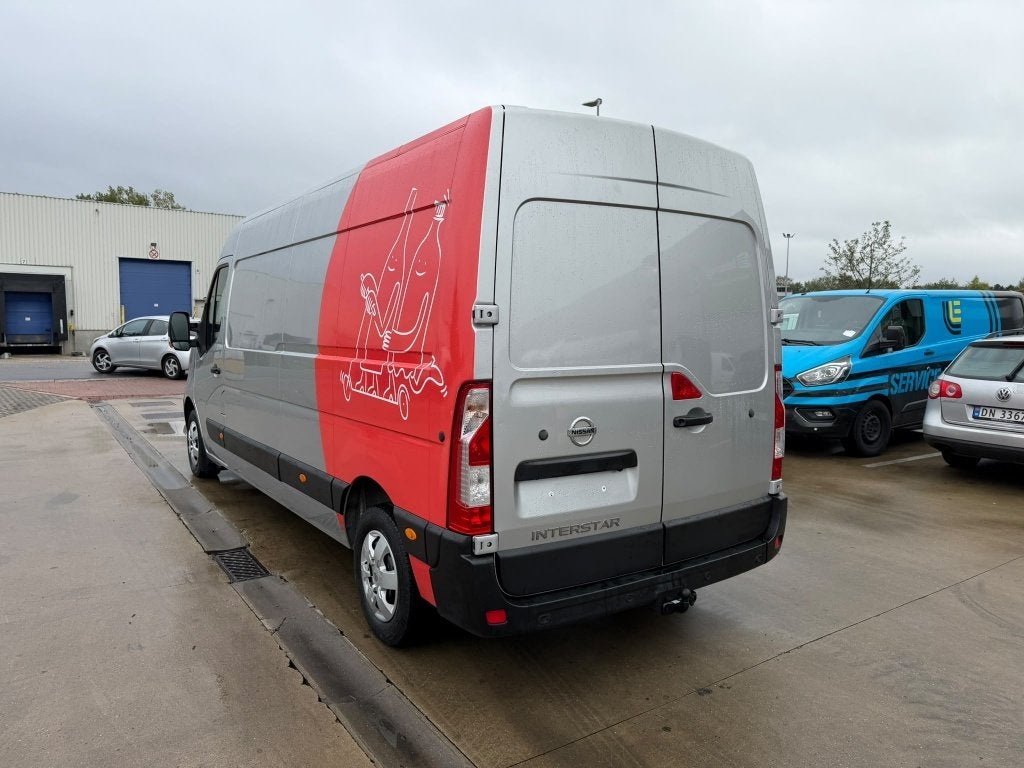 Nissan Interstar (Stock ID 40401) — 5