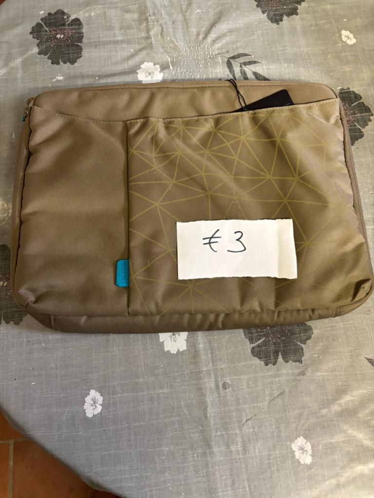 Laptophoes, Computers en Software, Laptophoezen, Ophalen, Nieuw