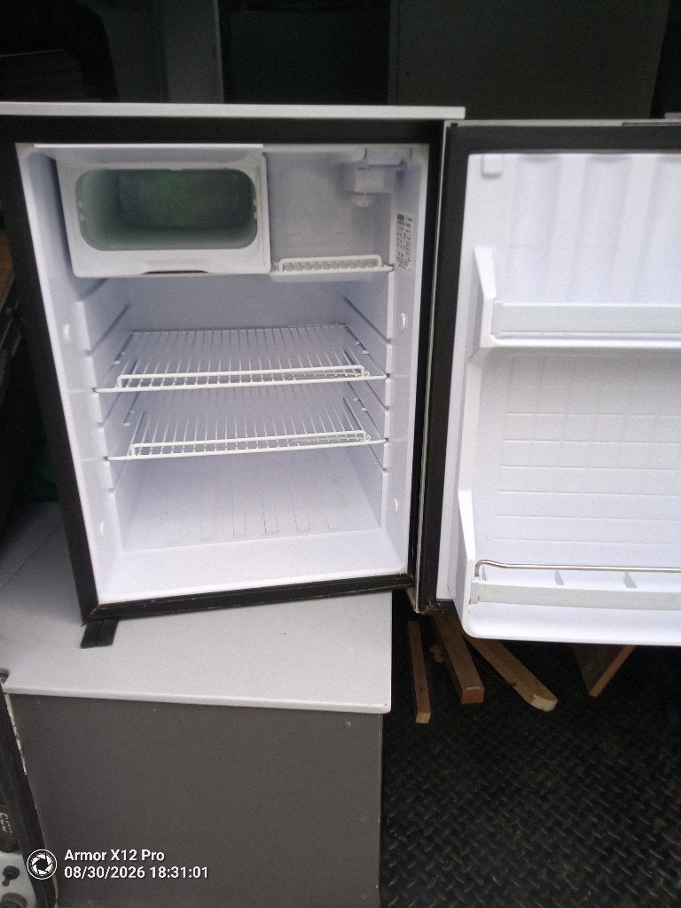 Compressor koelkast voor camper 12v isoterm, Caravans en Kamperen, Ophalen