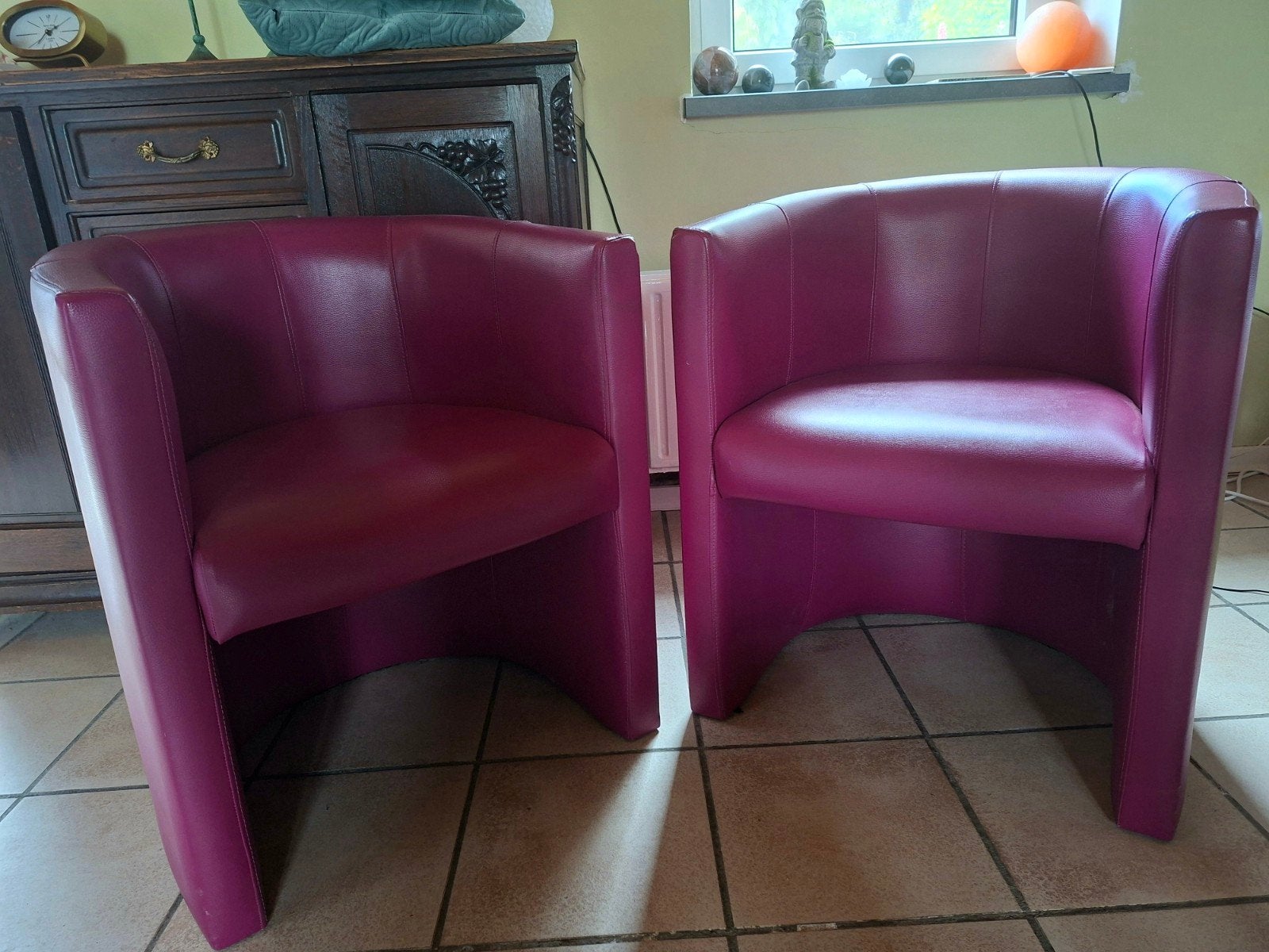 Lot de deux fauteuils en cuir fushia, Maison & Meubles, Enlèvement, Cuir