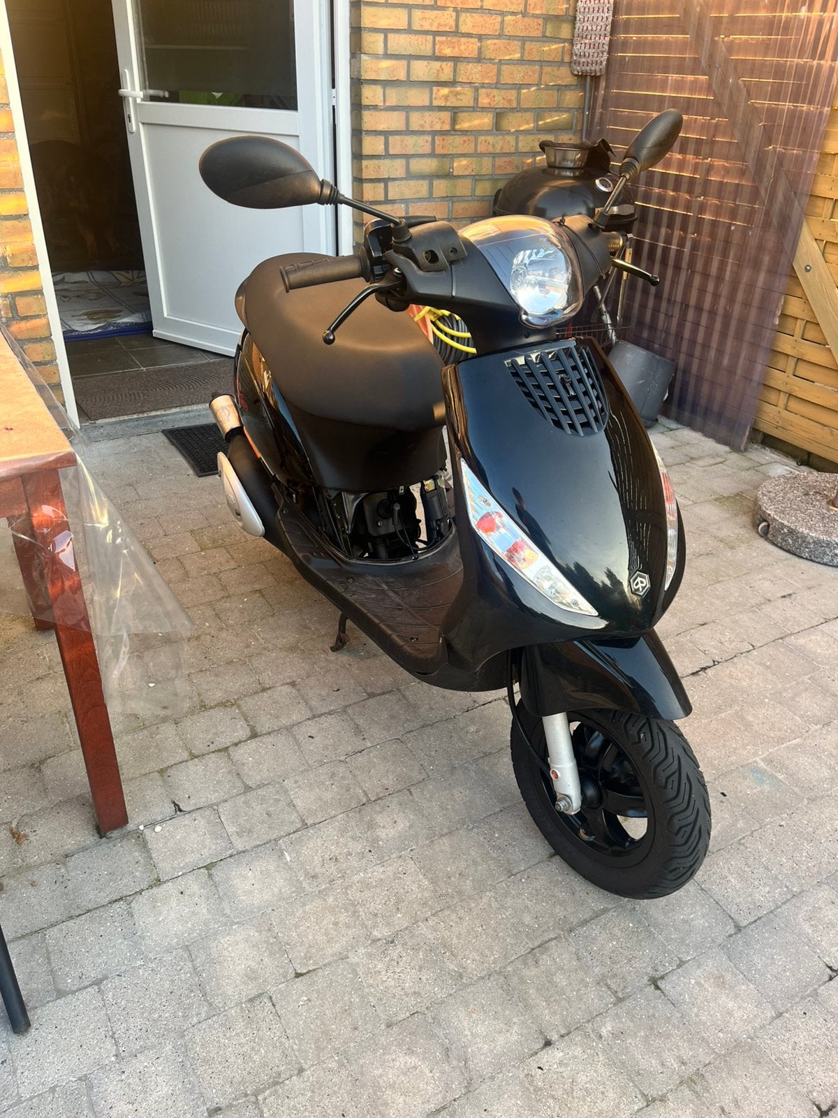 Piaggio Zip 70cc 2T A-Klasse, Fietsen en Brommers, Ophalen, Tweetakt, Klasse A (25 km/u), Zo goed als nieuw