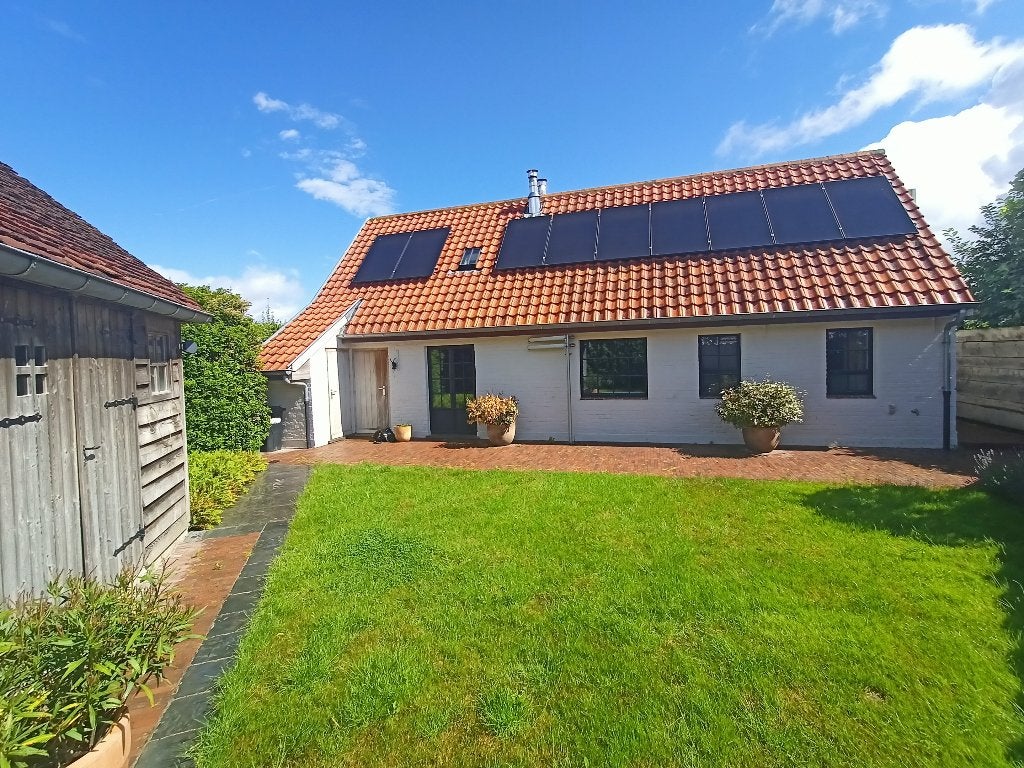 Instapklare vrijstaande woning met 3 slaapk. tuin en carport, 200 tot 500 m², 344 kWh/m²/jaar, Alveringem, Vrijstaande woning