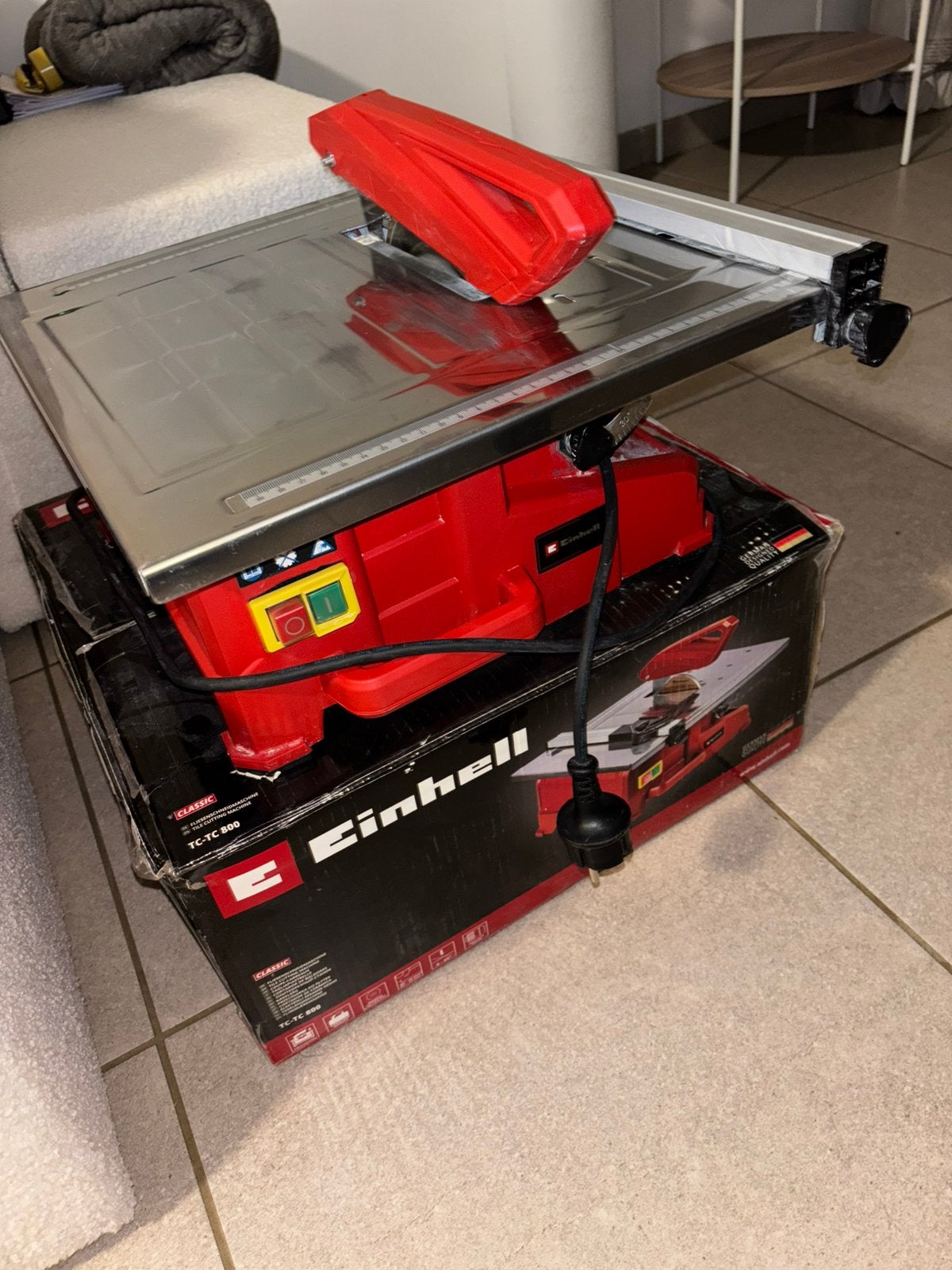 Machine a eau coupe carrelage, Doe-het-zelf en Bouw, Gereedschap | Zaagmachines, Ophalen, Zo goed als nieuw