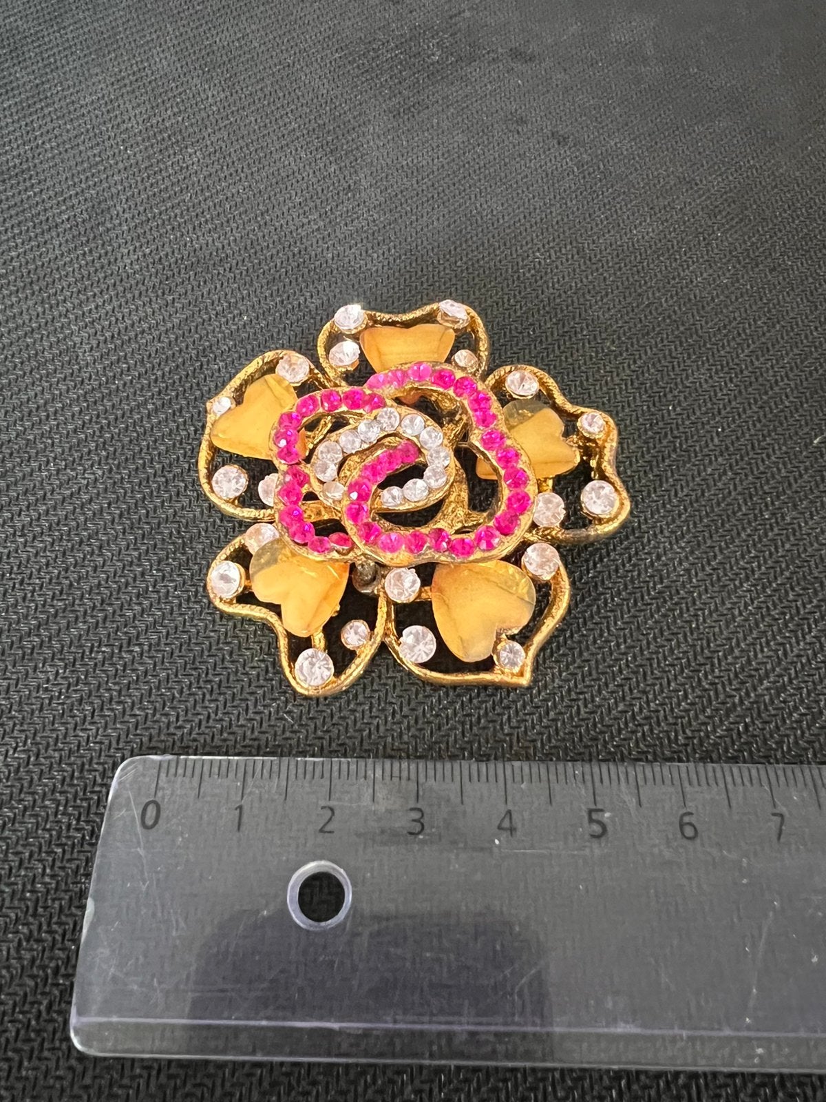 Grote broches bloem, Handtassen en Accessoires, Ophalen of Verzenden, Zo goed als nieuw, Oranje