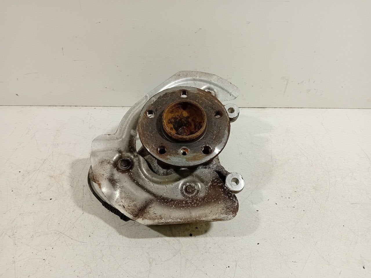 Wielnaaf links voor BMW i3, Onderdelen@venauto.nl, Van der Ven Autorecycling B.V., Ettenseweg 76, 4706 PB Roosendaal, The Netherlands