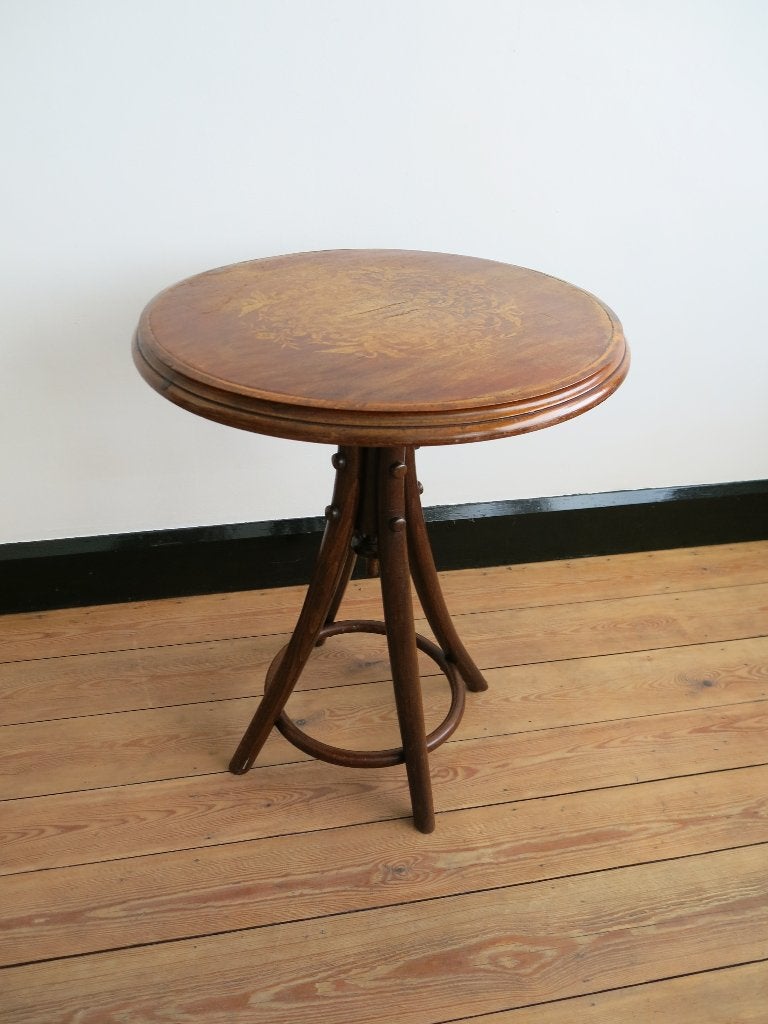 Ronde tafel in Thonet stijl, Antiek en Kunst, Ophalen
