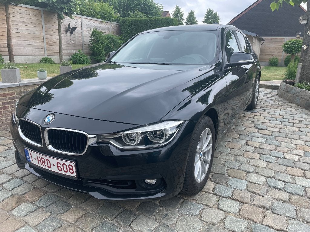 BMW 318ia, Stof, Zwart, Berline, 1500 cc