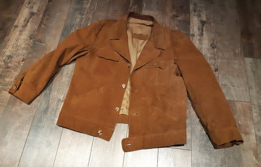 M SUÈDE JAS, Ophalen of Verzenden, Gedragen, Maat 48/50 (M), Bruin