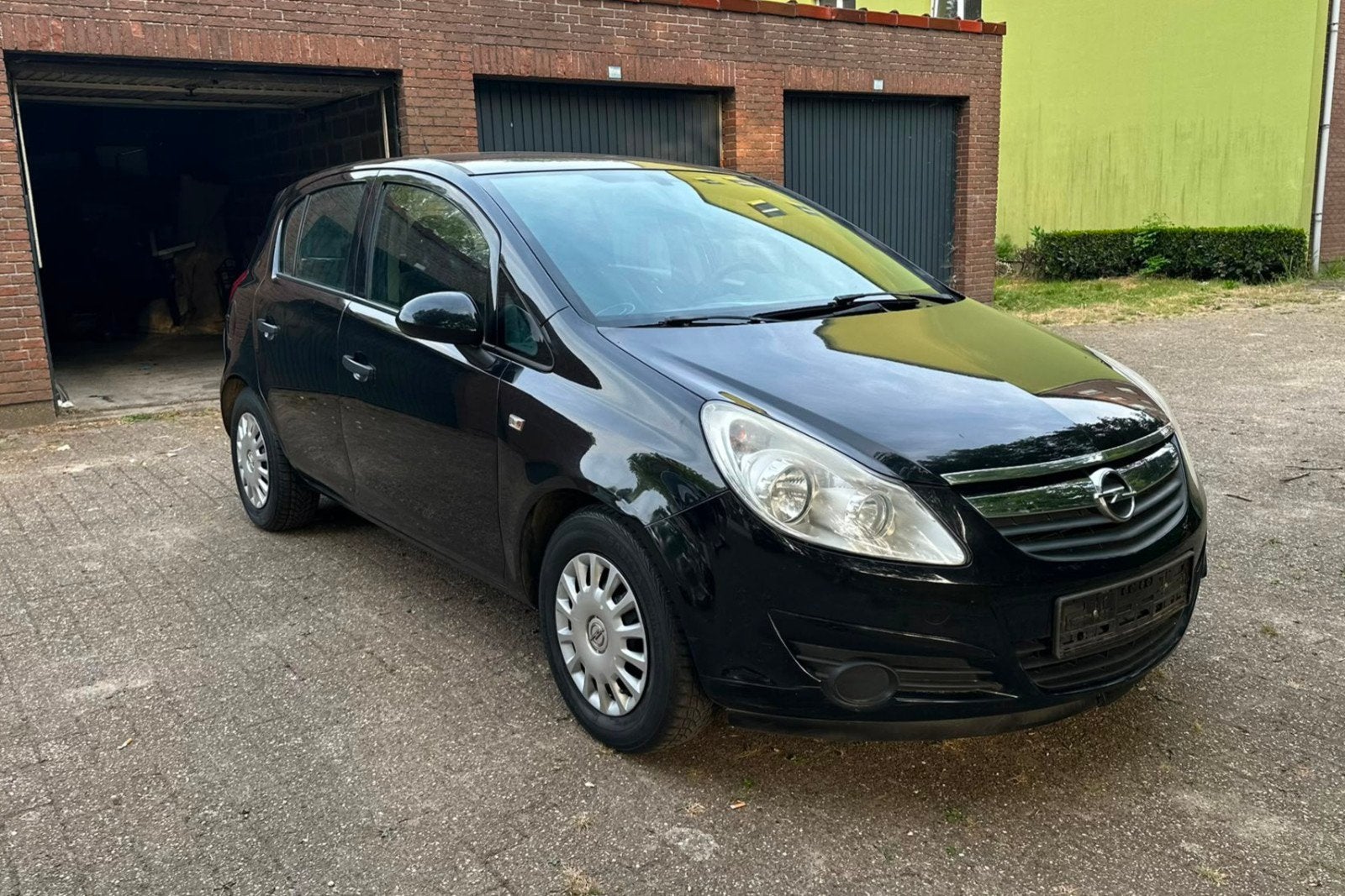 Opel Corsa 2009, benzine 1.2 , AIRCO, 5 DEURS, KM 155 000, Auto's, Opel, Zwart, 5 deurs, Particulier, Euro 4