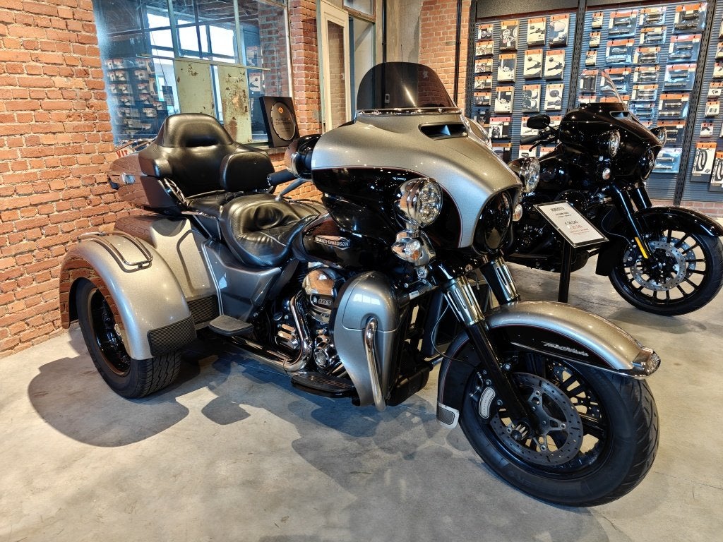 Harley-Davidson TRIKE Tri-Glide (bj 2016), ABS, Meer dan 35 kW, Overig, Gentweg 32
9940  Evergem