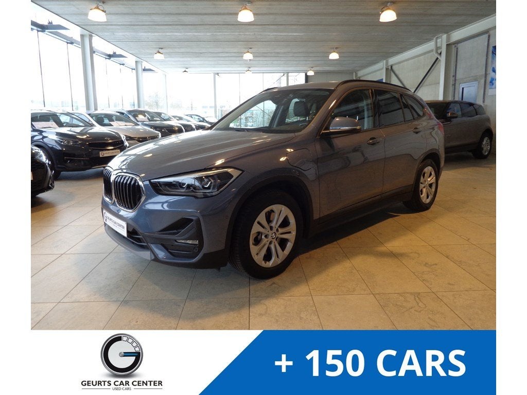 BMW X1 Xdrive25e Advantage 1.5i 220pk Automaat !, Auto's, Hybride Elektrisch/Benzine, SUV of Terreinwagen, Zilver of Grijs, 220 pk