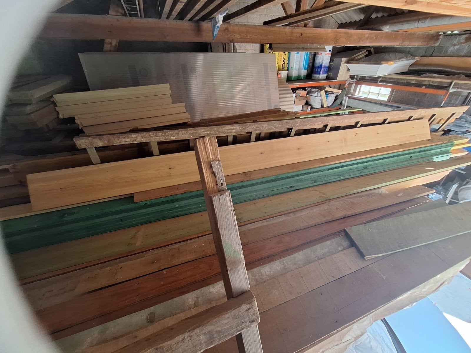 varia de bois, gîtes, chevrons, planches de diverses tailles, Enlèvement, Utilisé