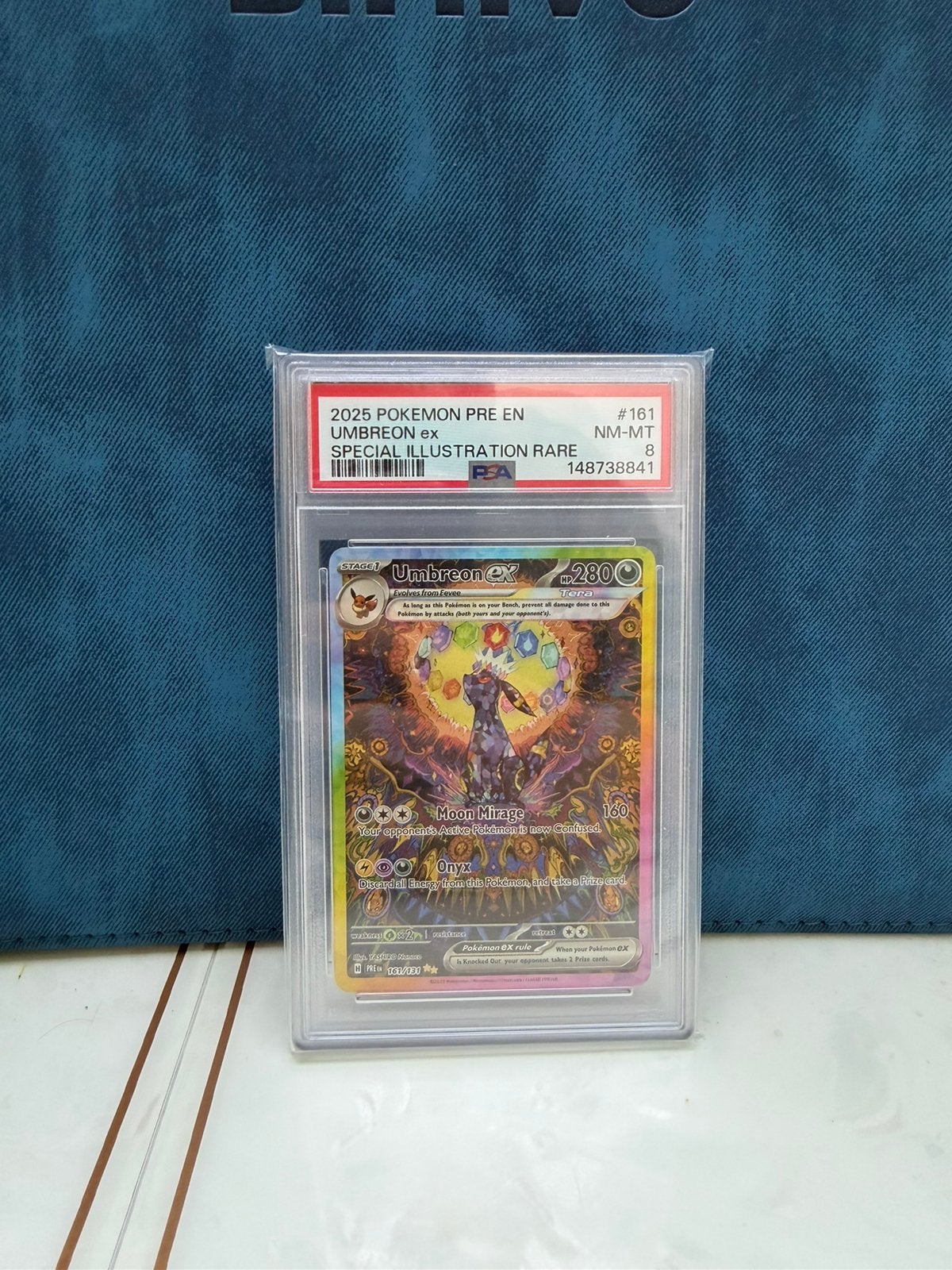 Prachtige SIR Umbreon Ex PSA8 Prismatic Evolutions!, Ophalen of Verzenden