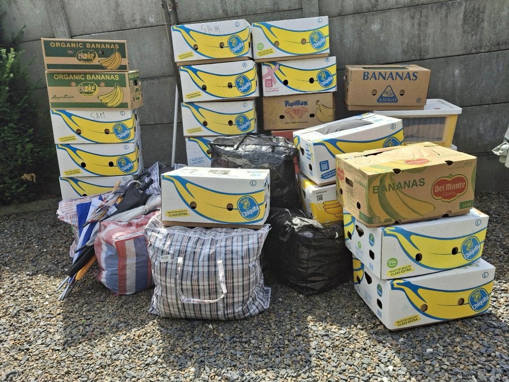 Lot pour brocante,(Vêtements + chaussure), Enlèvement, Comme neuf