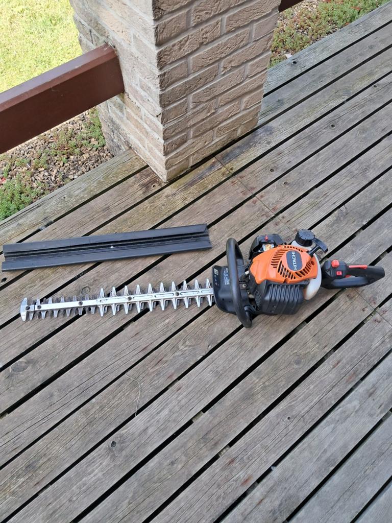 Hitachi benzine haagschaar topconditie, Tuin en Terras, Ophalen, Accu