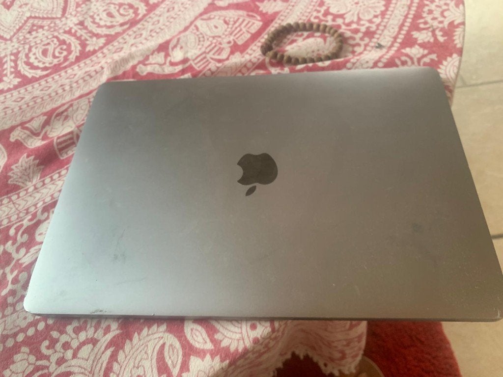 MacBook Pro 13" (A1708) — Pour pièces et réparations, Informatique & Logiciels, Enlèvement ou Envoi, Ne fonctionne pas, 13 pouces