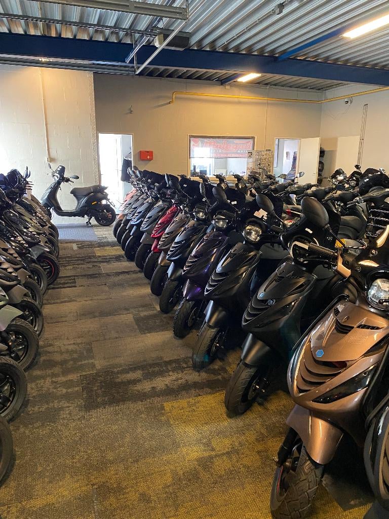 GAVE PIAGGIO ZIP SP 45KM BROM NARDO GREY BJ2019 11000KM, Autres modèles, Comme neuf, Classe B (45 km/h), Enlèvement