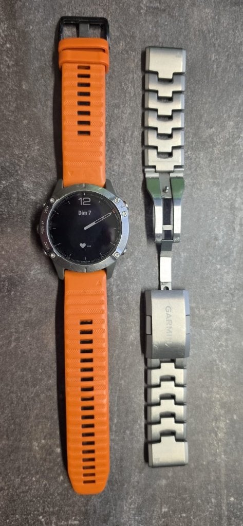 Garmin Fénix 6 Sapphire, Étanche, Garmin, Avancer d'un pas, Enlèvement