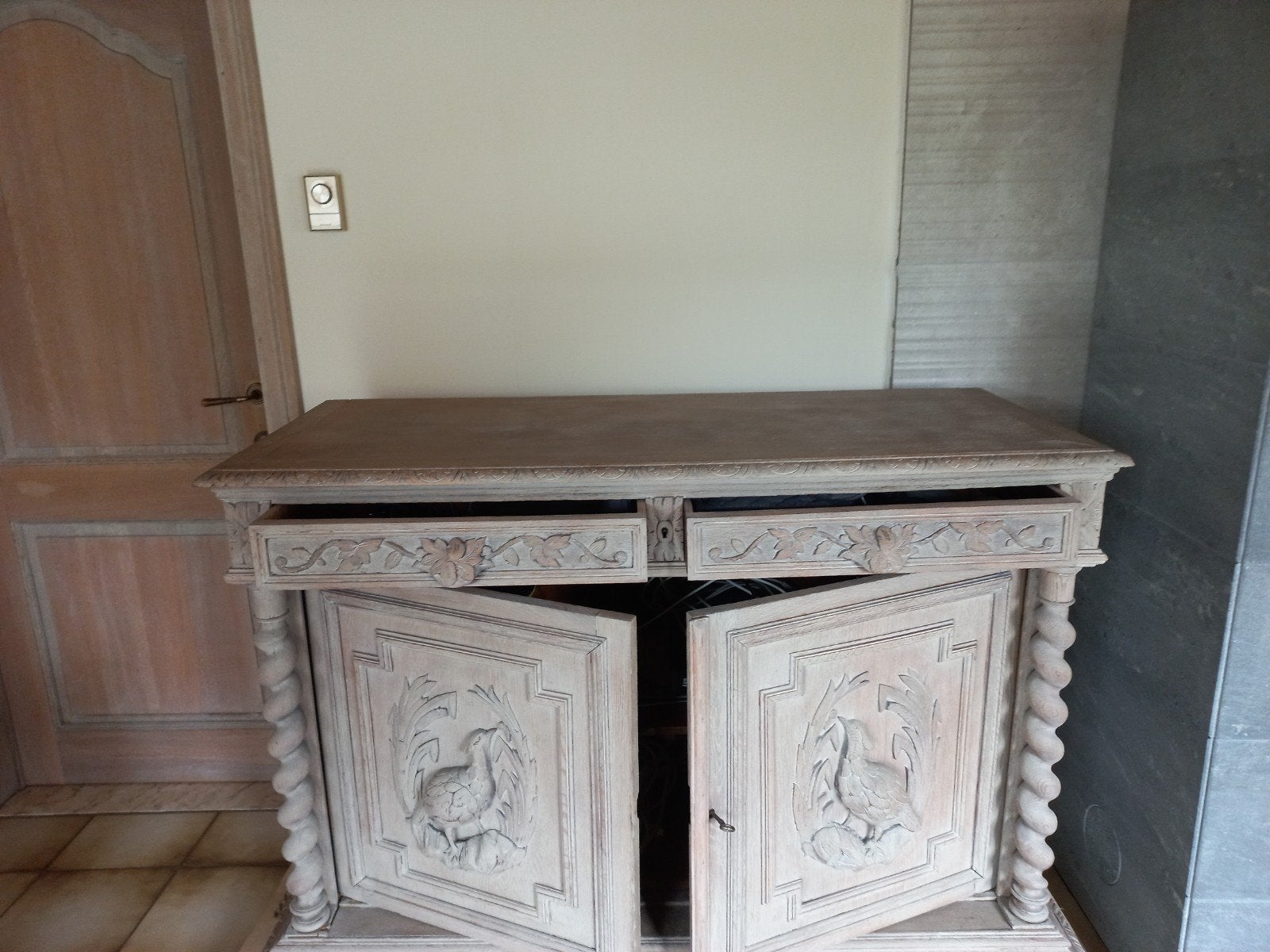 Antieke kast, Ophalen