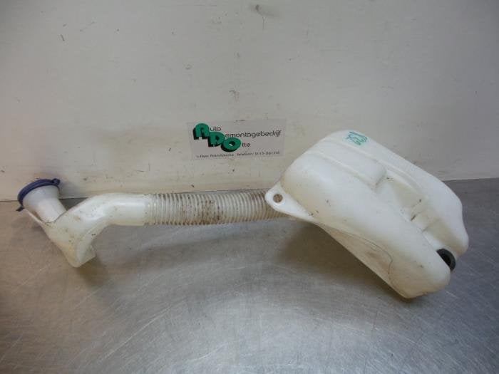 Ruitensproeiertank voor van een Citroen C3 (C3 02-), Gebruikt, -, Ophalen of Verzenden, -
