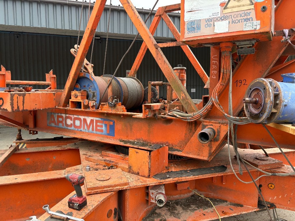 Grues de chantier Arcomet, Enlèvement, Autres types