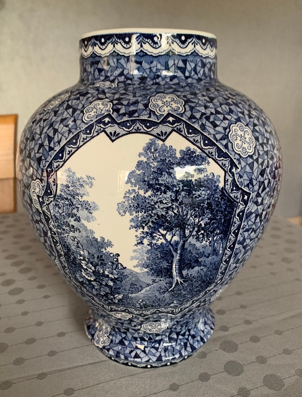 Vase de Delft avec 2 magnifiques paysages, Antiquités & Art, Enlèvement ou Envoi