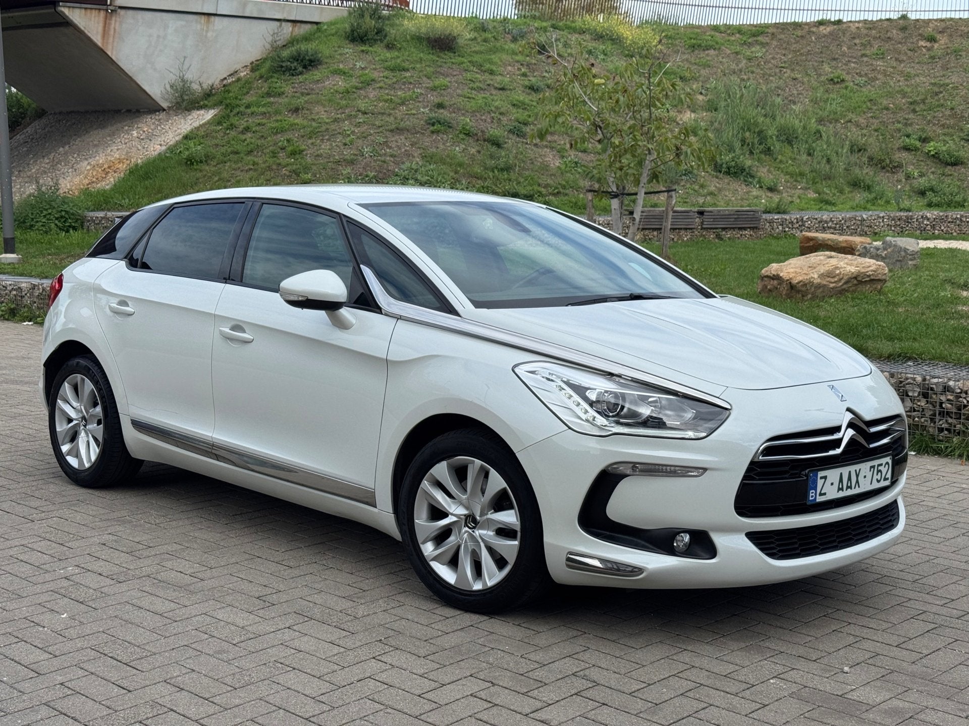 DS // DS5, Auto's, Euro 5, Gebruikt, Zwart, 4 cilinders