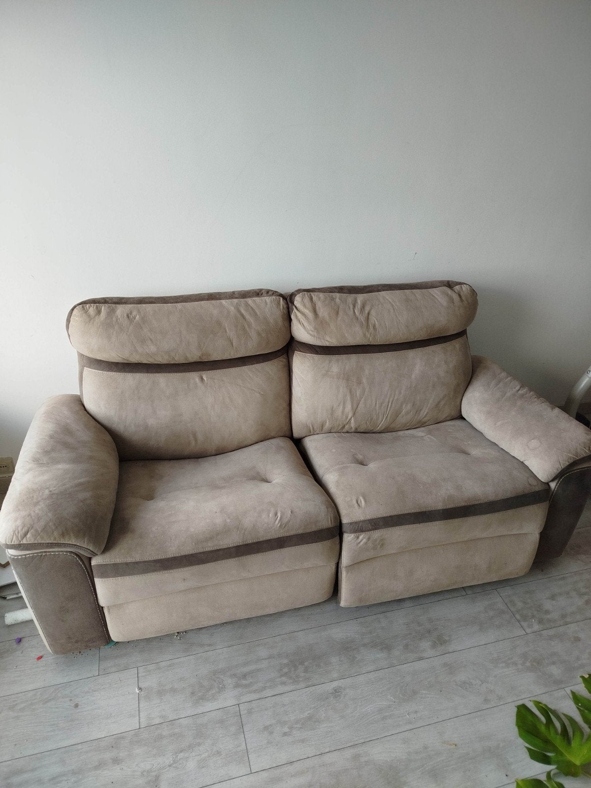 sofa met elektrische comfort en USB lader, Huis en Inrichting, Zetels | Zetels, Ophalen