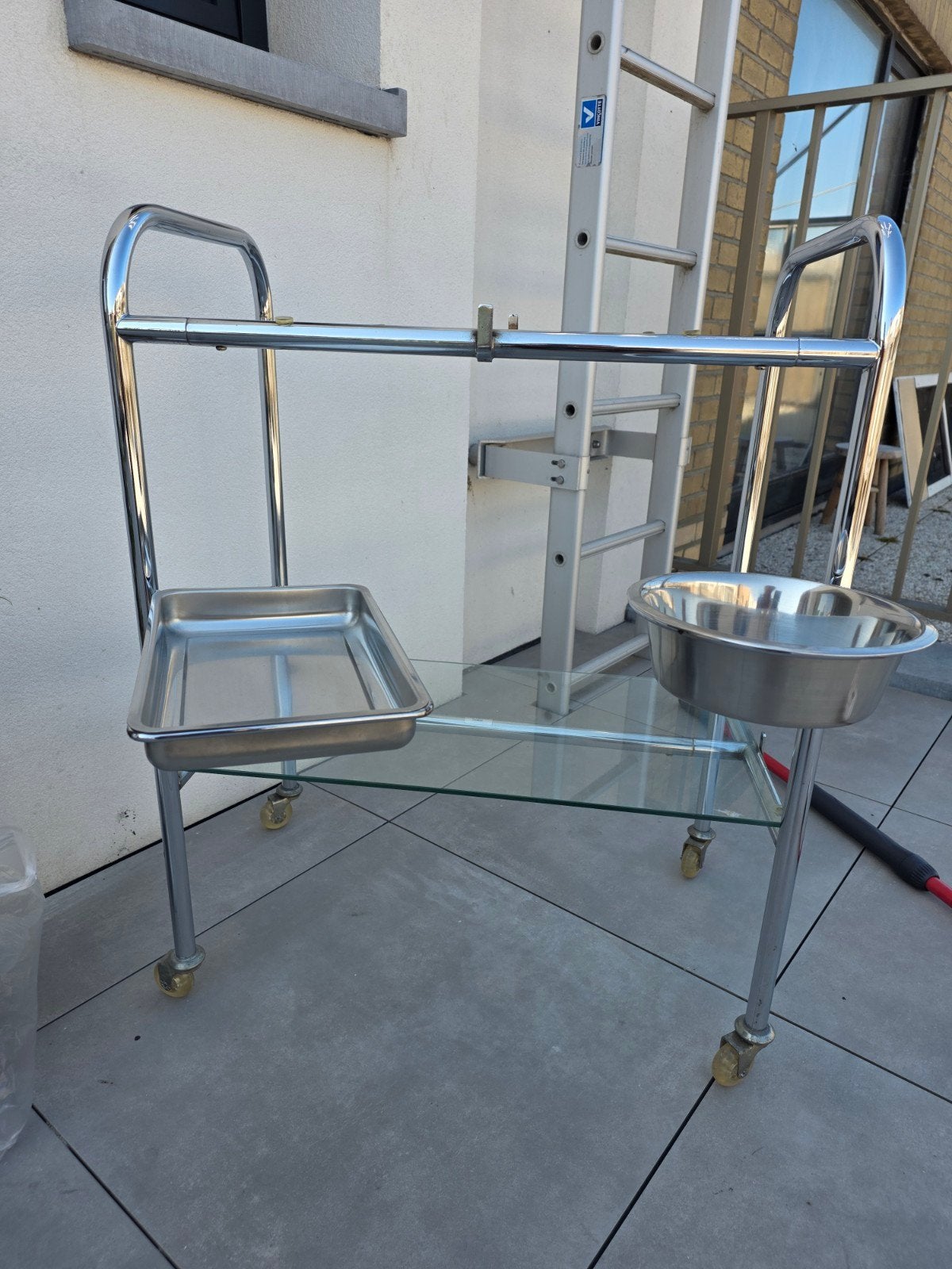 vintage roltafel gratis, Ophalen