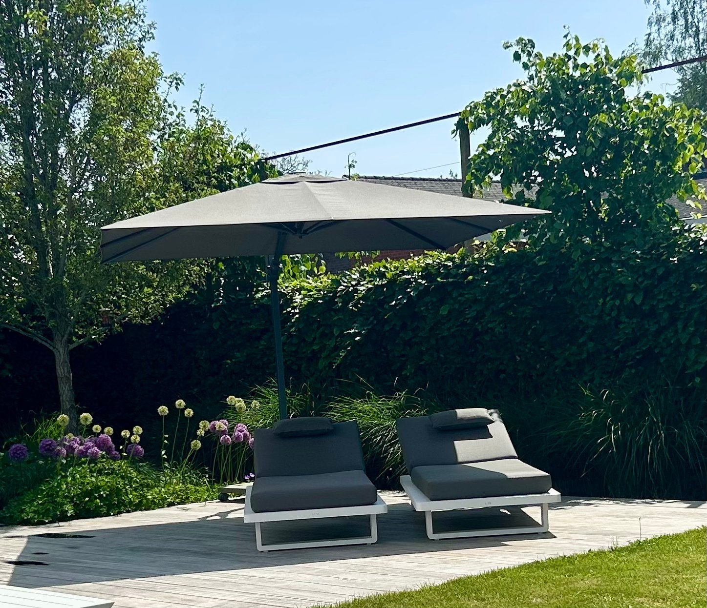 Jardinico Antego zweefparasol 300x300 grijsbruin, Tuin en Terras, Parasols, Ophalen, Zo goed als nieuw