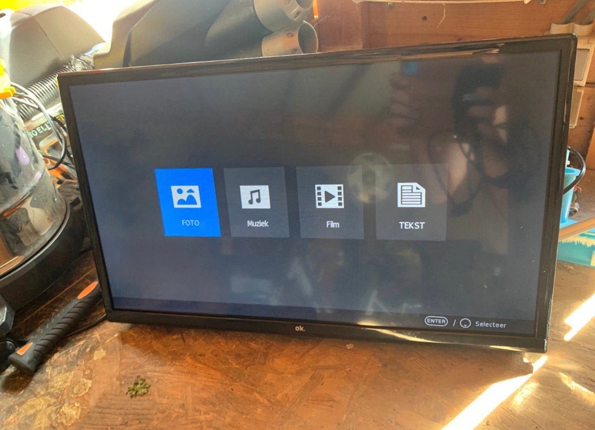 3x ok led tv 24 inch, Audio, Tv en Foto, Ophalen, Zo goed als nieuw, LED