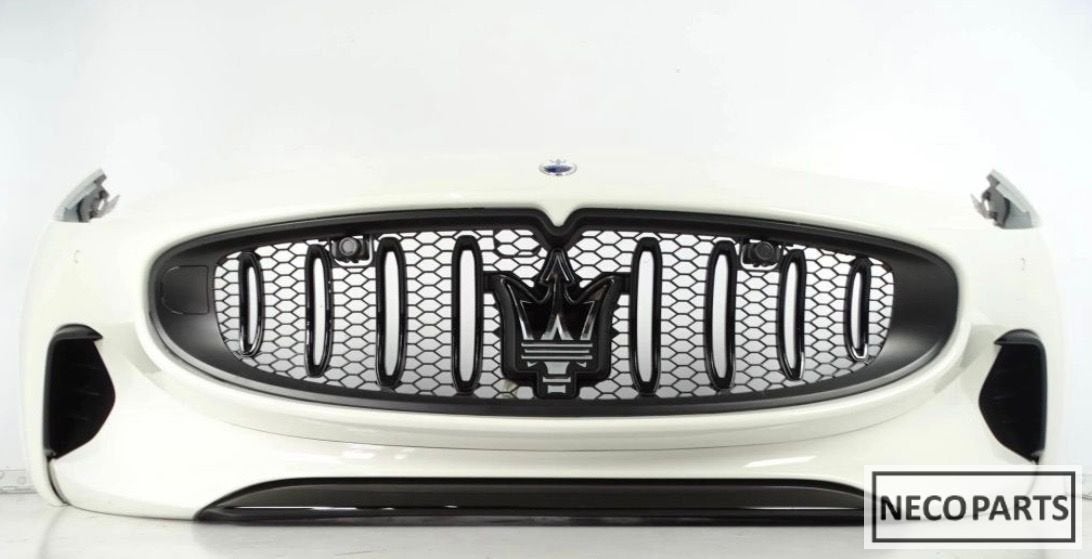 MASERATI GRANTURISMO VOORBUMPER ORIGINEEL ALLES LEVERBAAR!!!, Maserati, -, Utilisé, -