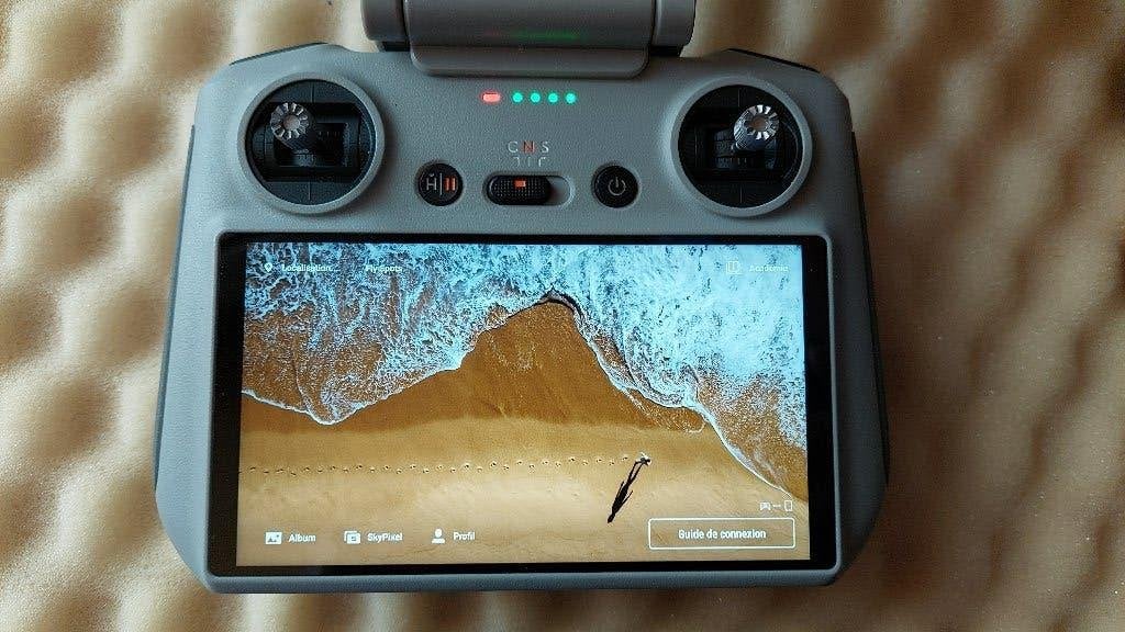 commande a distance rc2 DJI pour drone comme neuve, Enlèvement ou Envoi, 5 à 10 km, Comme neuf, DJI