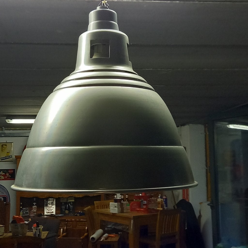 industriële lamp of biljartlamp dubbel koper met groen, Ophalen