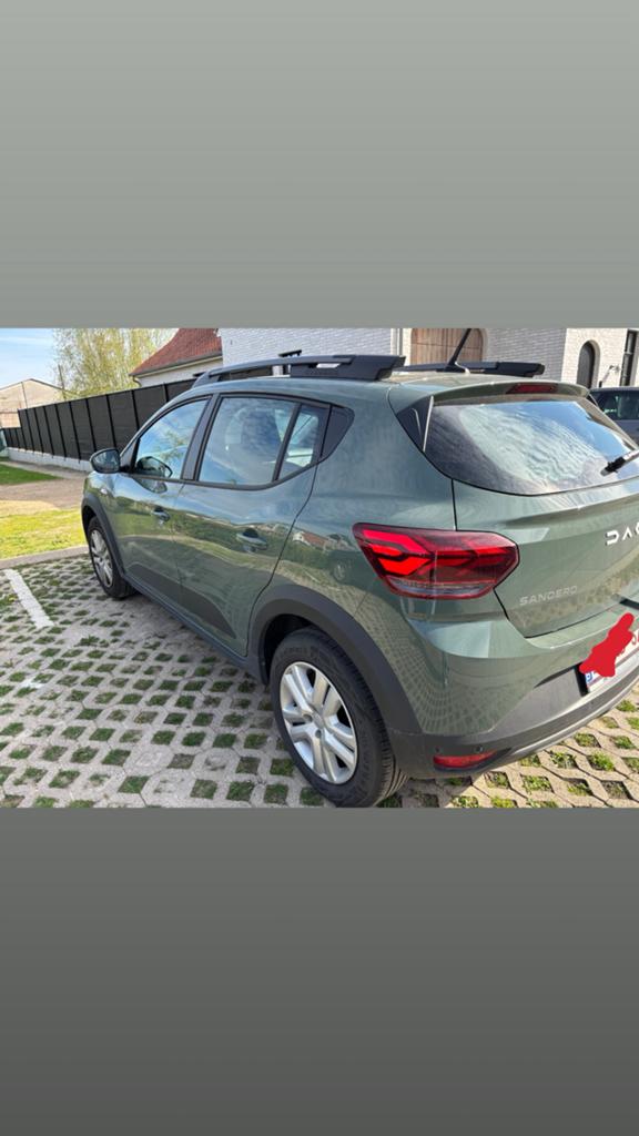 Dacia Stepway - Groene kleur - 2024, Auto's, Dacia, Stof, Zwart, Handgeschakeld, 5 deurs