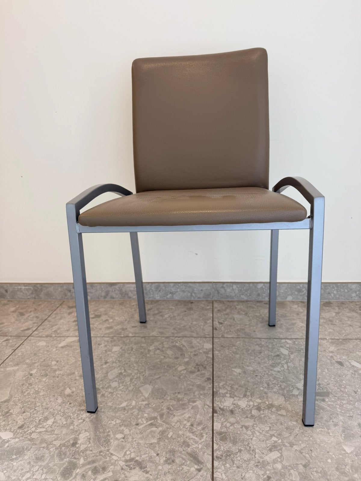 6 keukenstoelen in kunstleer, Huis en Inrichting, Ophalen, Gebruikt, Vijf, Zes of meer stoelen