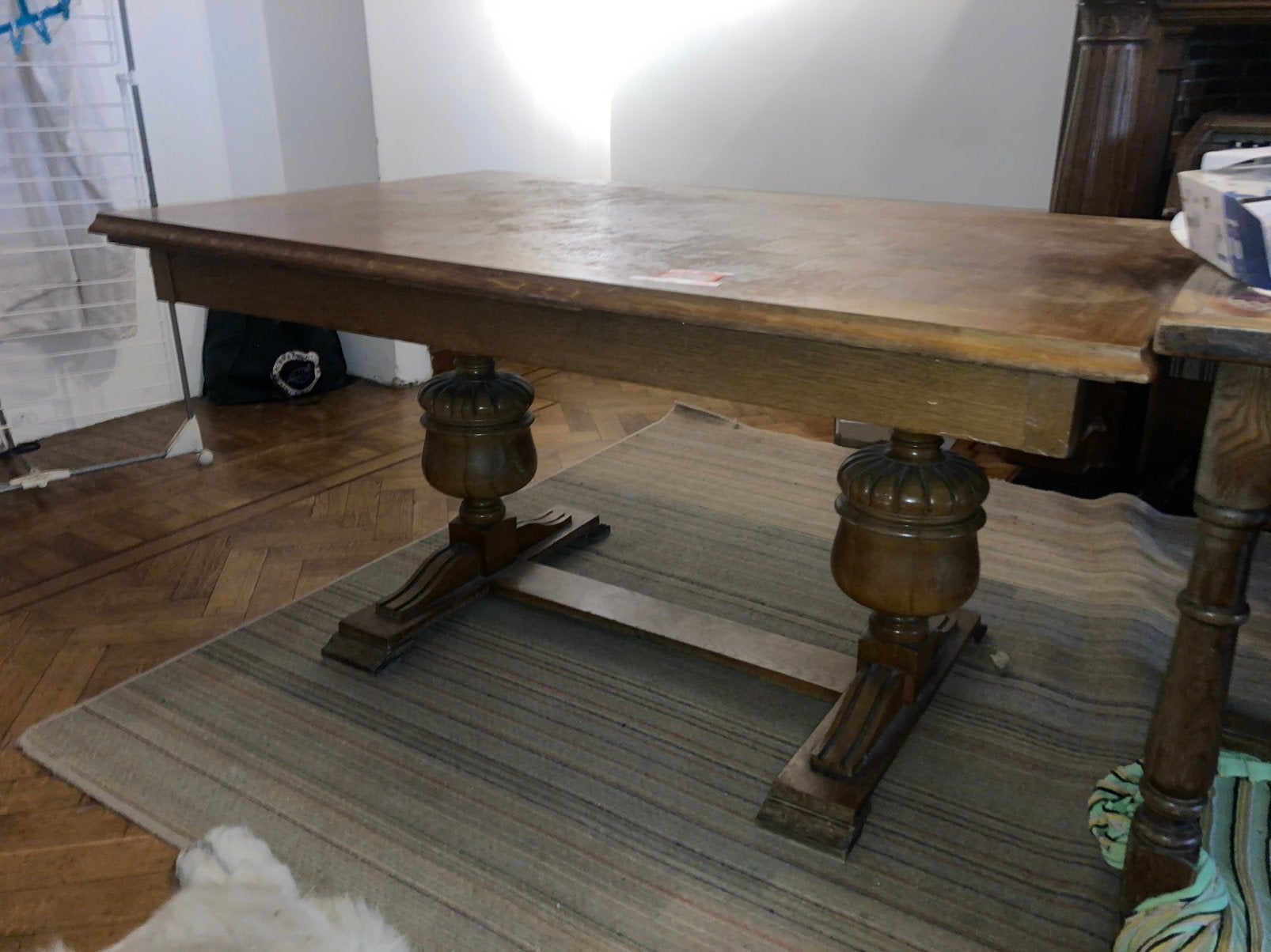 table en bois massif avec pieds en glands, Maison & Meubles, Enlèvement, Utilisé