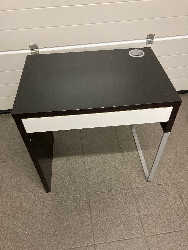 Micke bureau Ikea, Ophalen, Hout, Modern, Gebruikt