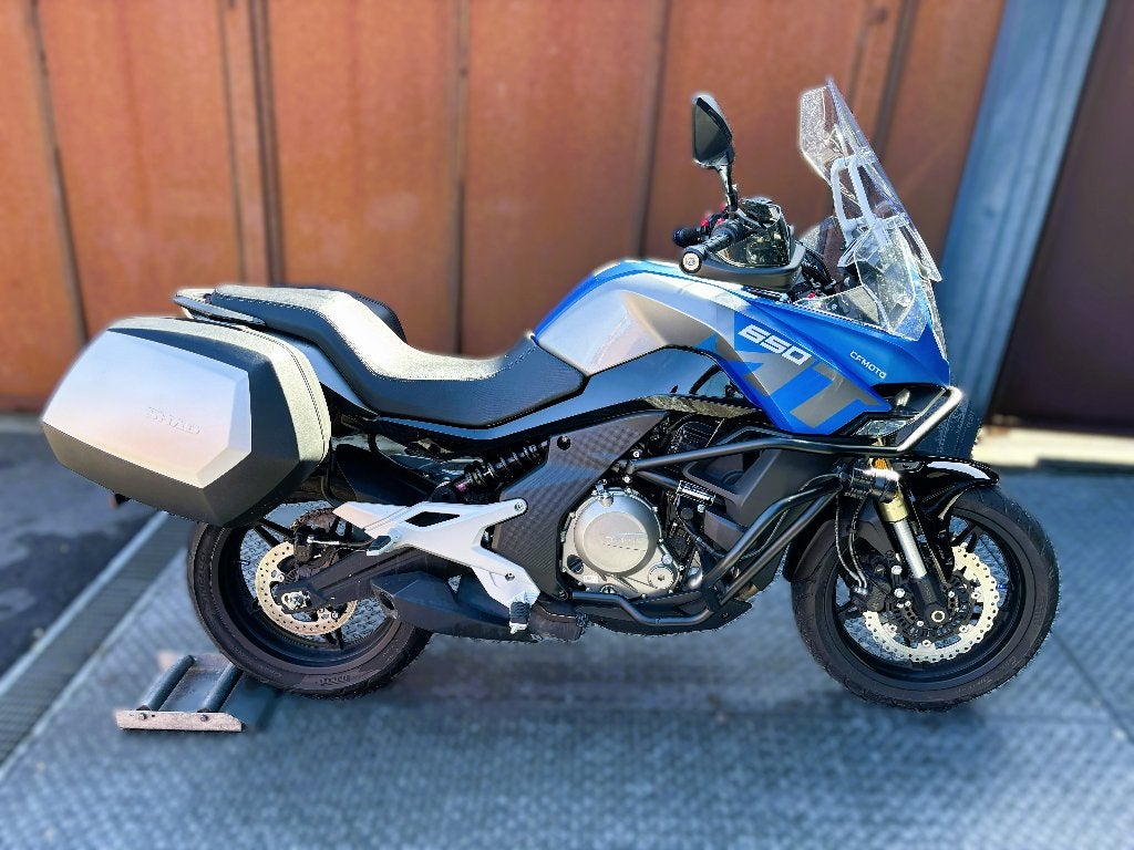 CF MOTO MT650 649cm³1er proprio 08/2022 7441km gar 1,2,3ans, Motoren, 2 cilinders, Nieuw, Bedrijf, Meer dan 35 kW