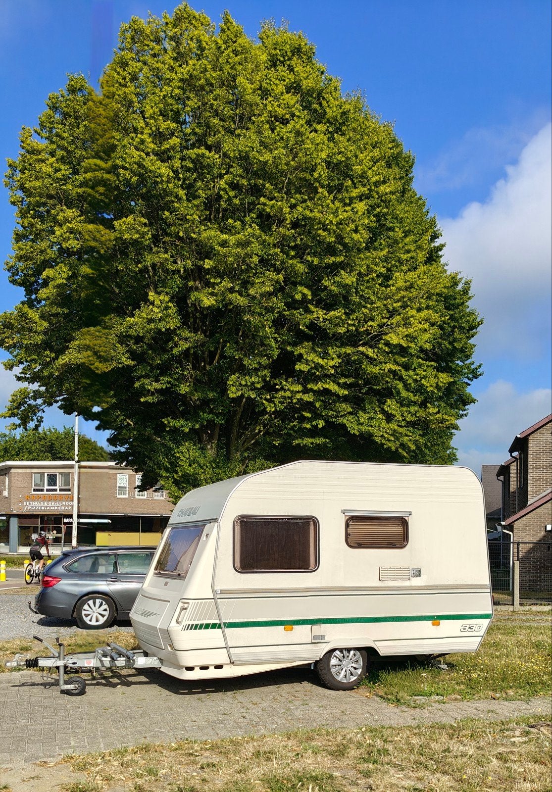 ️Chateau 330, MTM 750 kg, Instapklaar & Compleet, Treinzit, Particulier, 4 tot 5 meter, 500 - 750 kg
