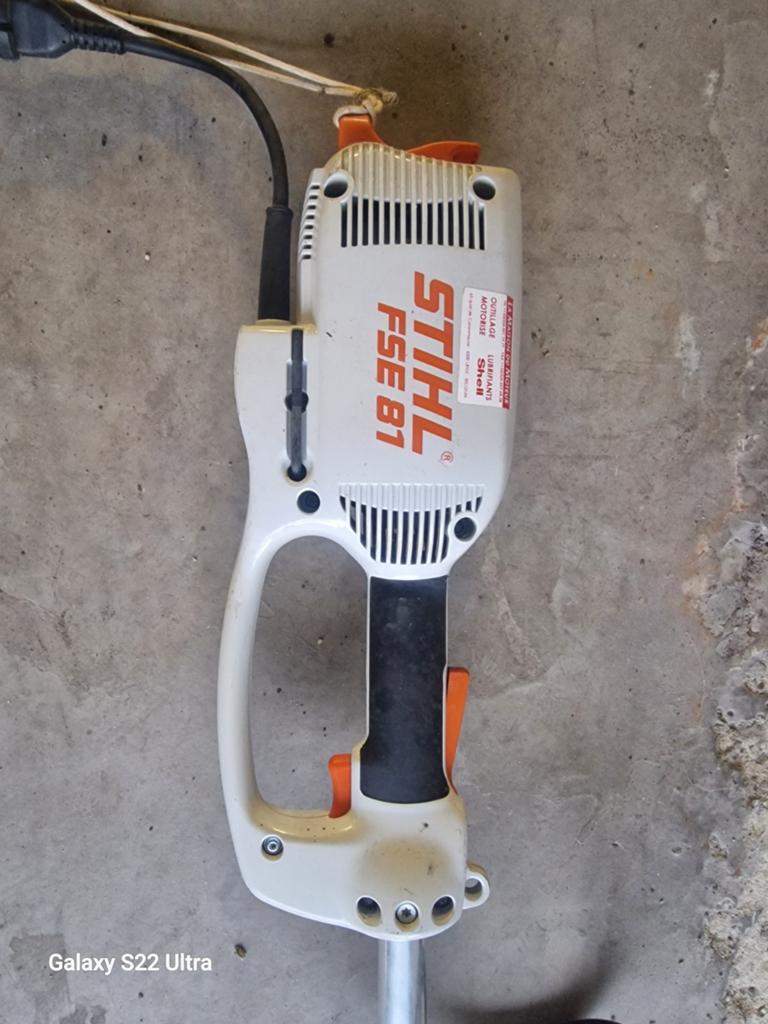 Coupe bordure stihl fse81, Jardin & Terrasse, Stihl, Électrique, Comme neuf, 30 à 50 cm