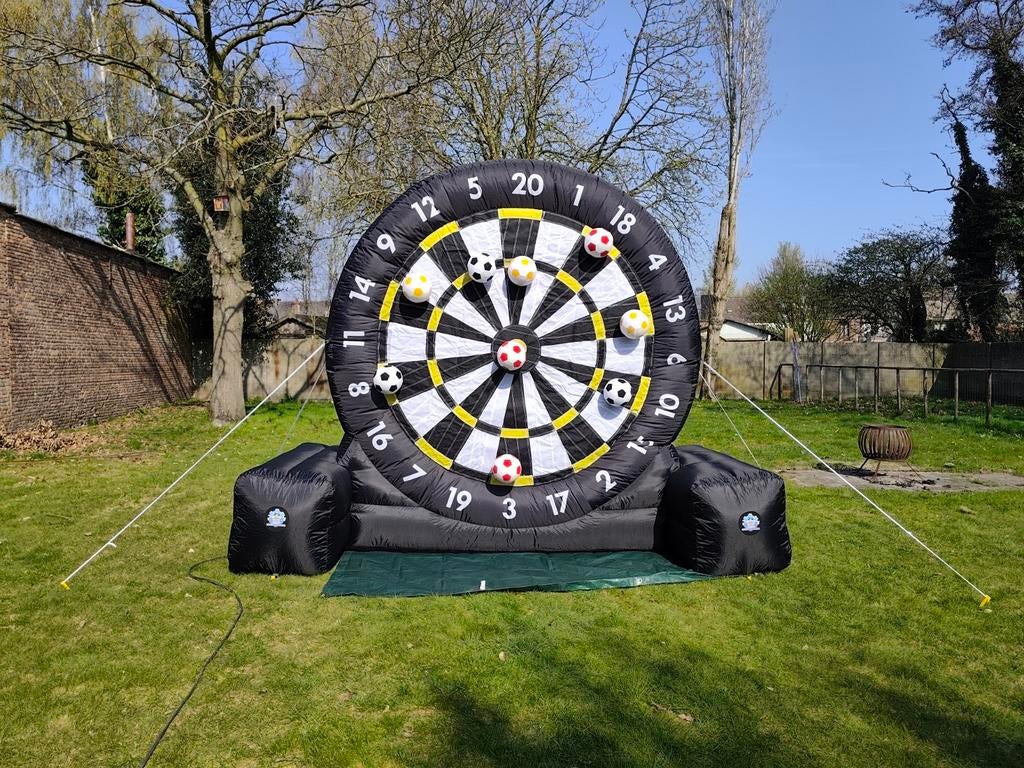 Voetbaldart en Sumo set te huur, Ophalen
