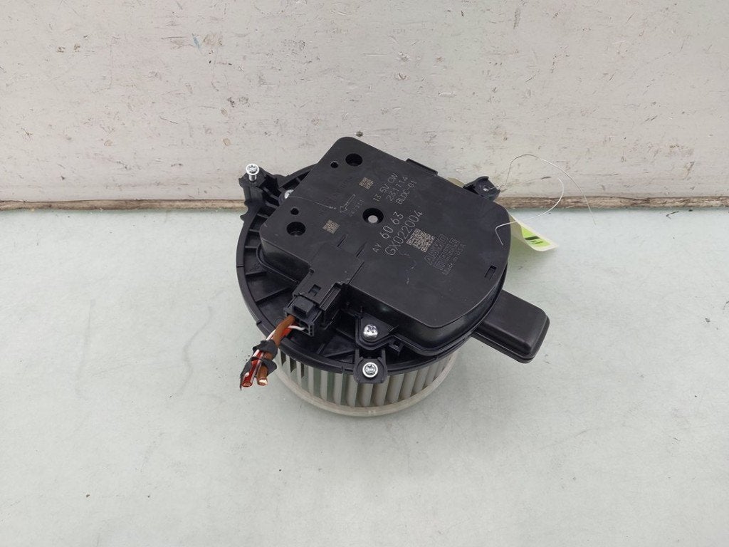 VENTILATEUR RADIATEUR MOTEUR BMW X5 (G05) (01-2018/03-2023), Utilisé, BMW, Petuelring 130
80809  München, DE, Bayerische Motoren Werke AG