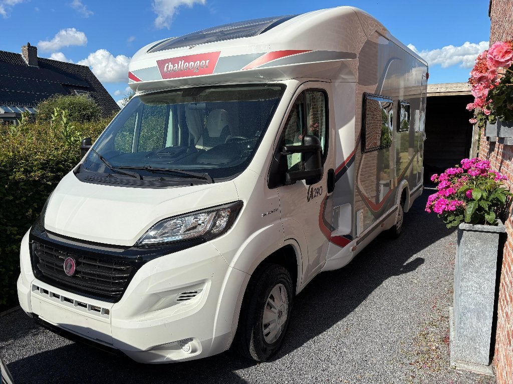 Camping-car - Challenger Trigano F14 - 16320 km, Jusqu'à 4, Fiat, Boîte manuelle, Airbags