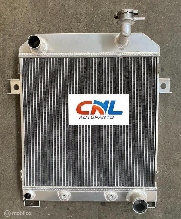 Radiateur JAGUAR MARK 2 MK2 MK II DAIMLER 2.5 V8; V8-250, Neuf, Enlèvement ou Envoi
