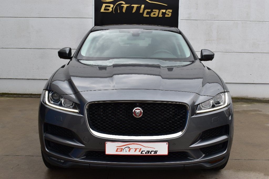 Jaguar F-Pace 2.0d AWD || Prestige || Camera || Trekhaak, Auto's, Automaat, 139 g/km, 4 cilinders, Navigatiesysteem