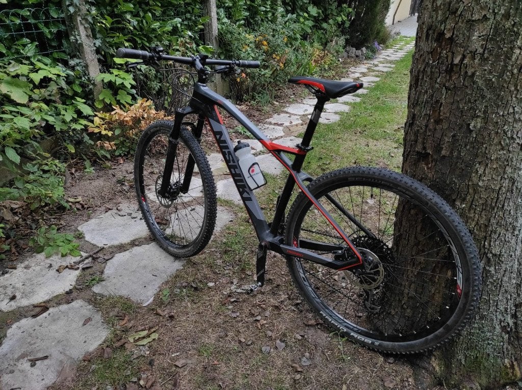 NISHIKI Carbon MTB - 29" - 2023, Fietsen en Brommers, Hardtail, Heren, 49 tot 53 cm, Zo goed als nieuw