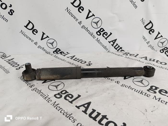 Schokdemper rechts-achter van een Mercedes Vito, Gebruikt, -, Ophalen of Verzenden, -