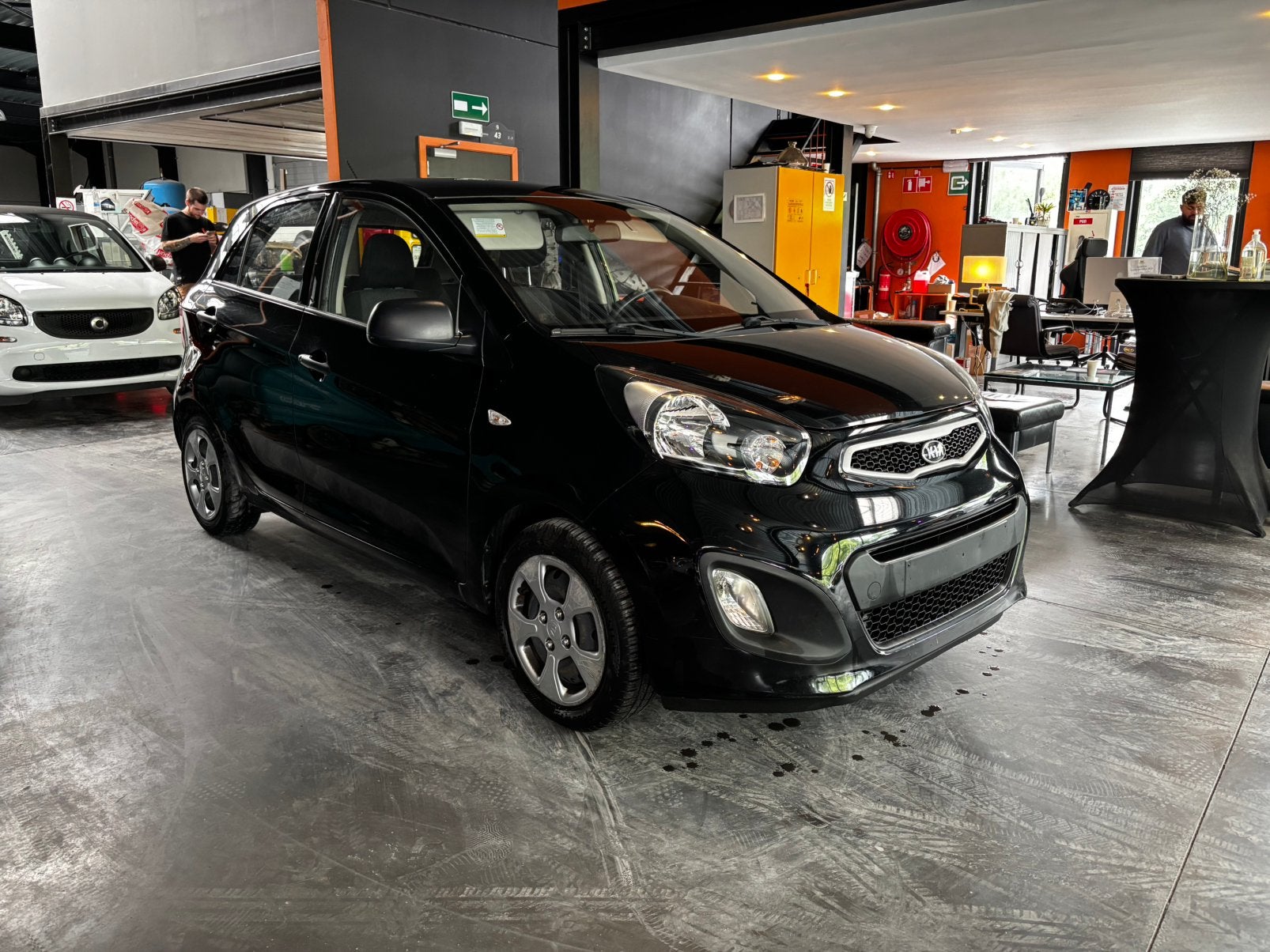 Kia Picanto / 12 MOIS DE GARANTIE, Euro 5, Achat, 998 cm³, Entreprise
